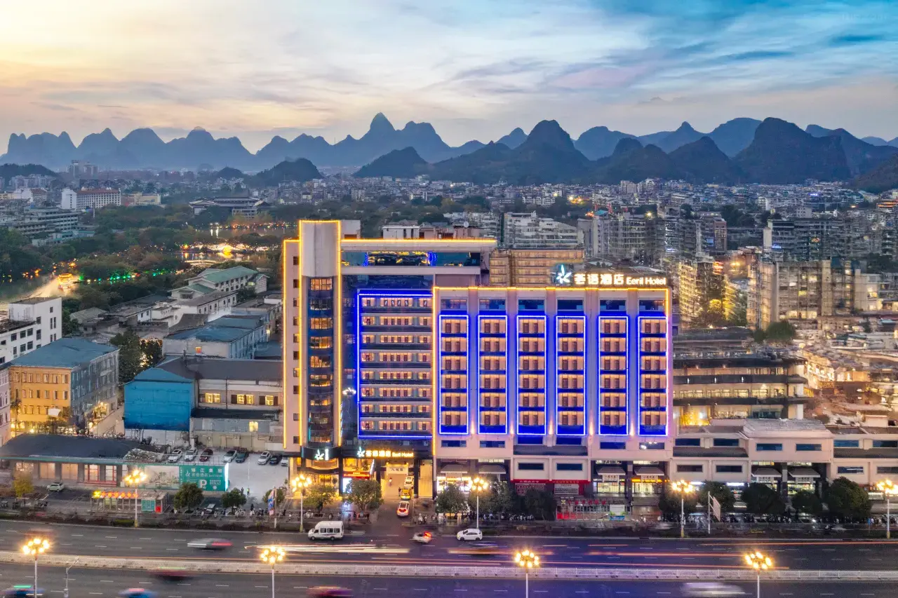 Eeril Hotel 3