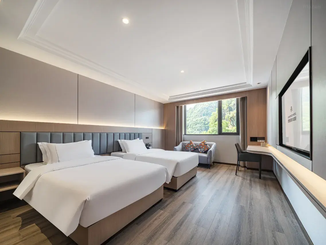 Grand Rezen Hotel 2