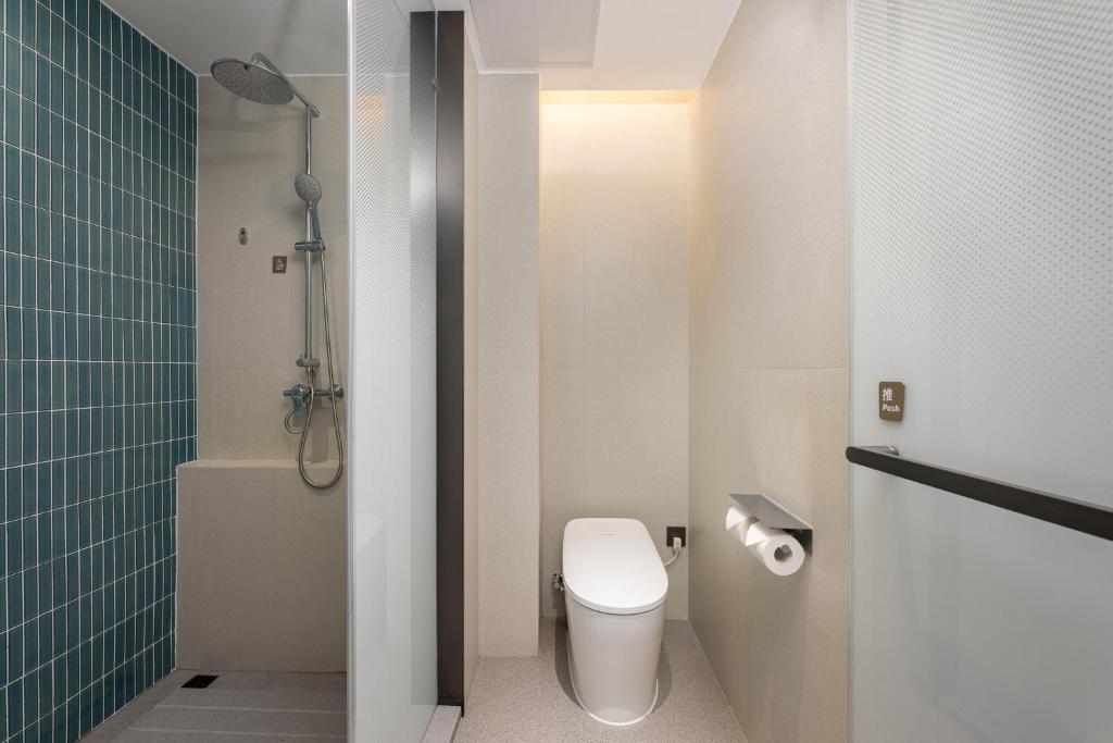 Holiday Inn Express 2