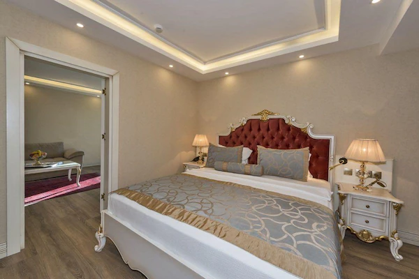 Glorious Hotel 5