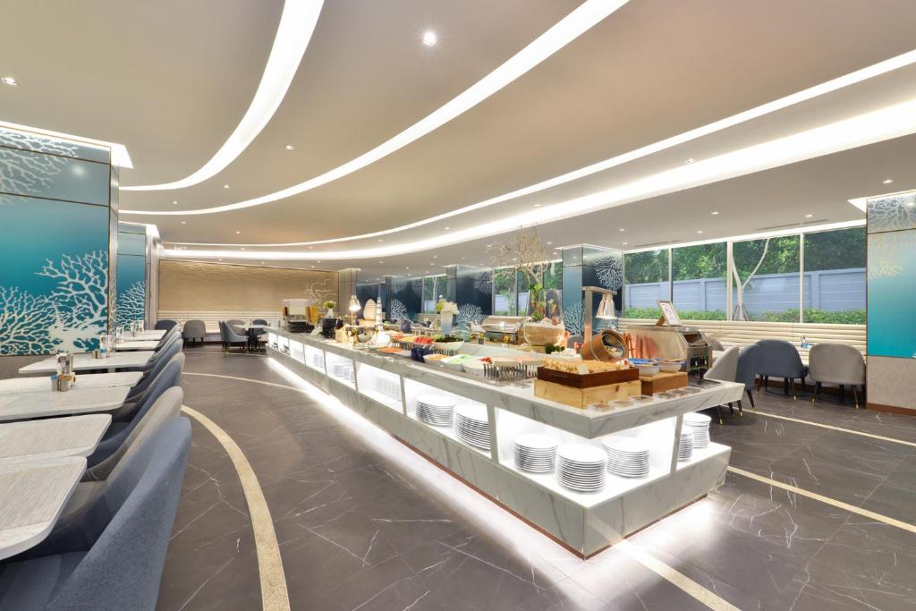 Centre Point Prime Hotel  4