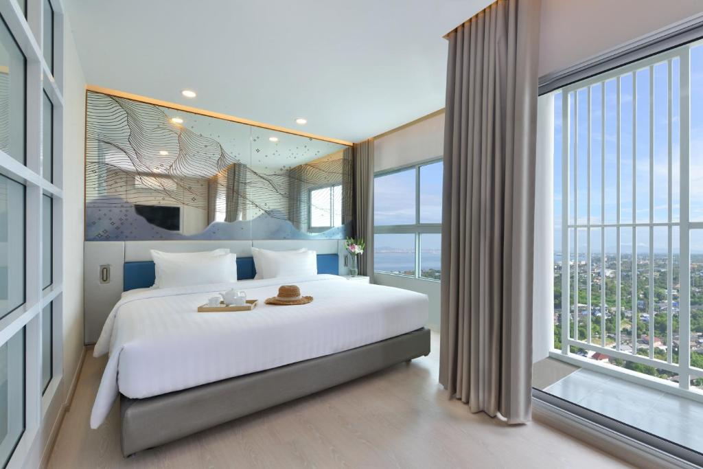 Centre Point Prime Hotel  1