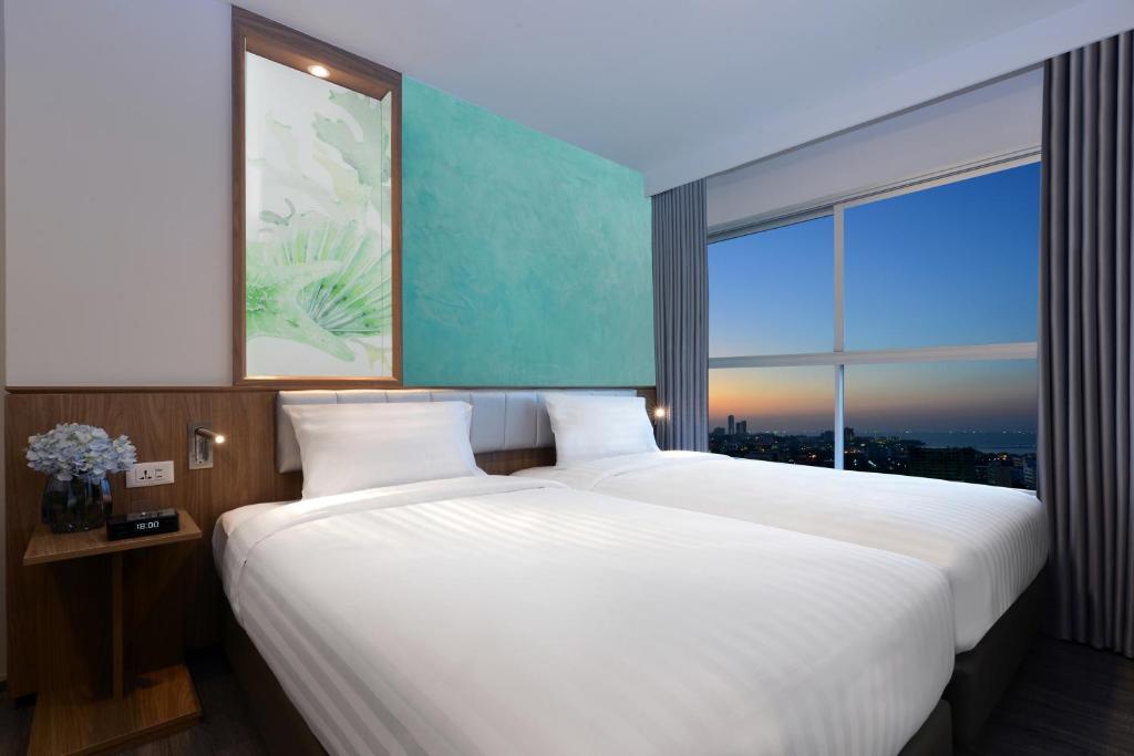 Centre Point Prime Hotel  9