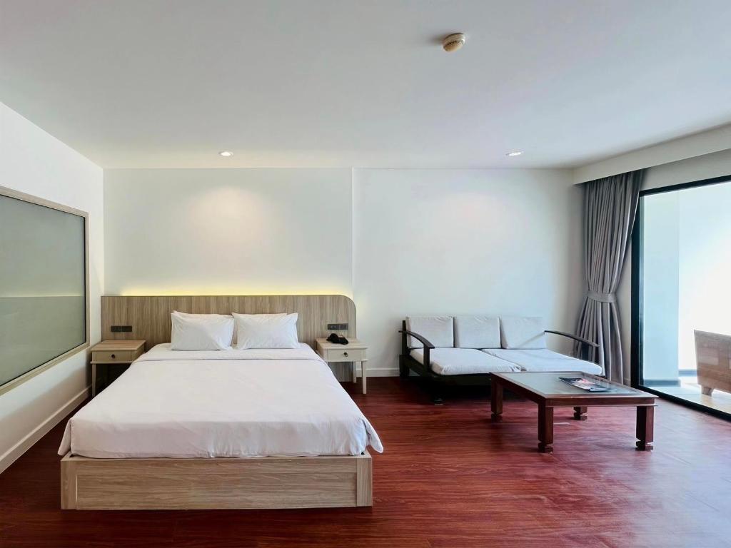 Ramada by Wyndham Aonang Krabi 6