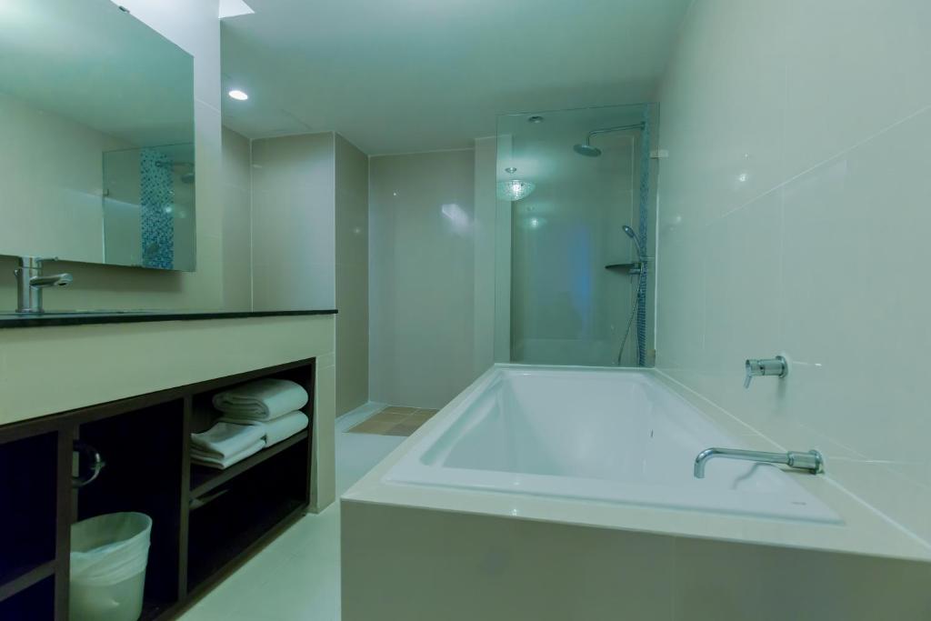 Aspery Hotel 4