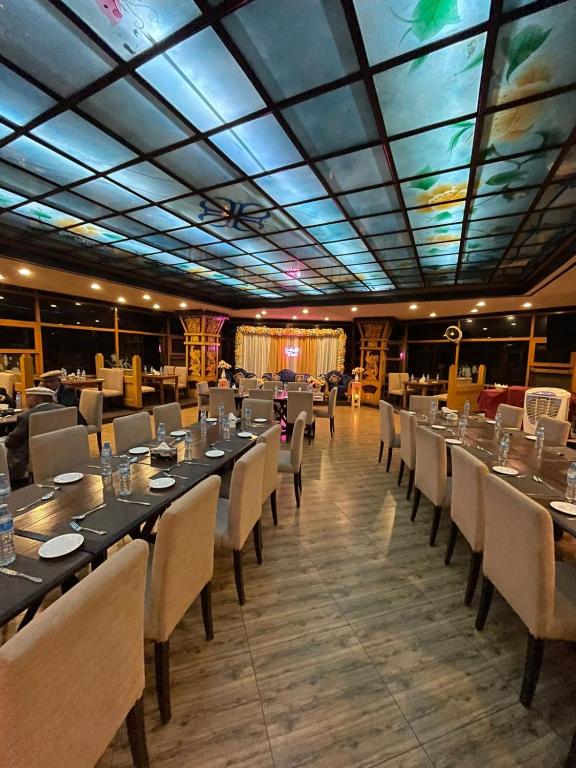 Hunza Darbar Hotel 9