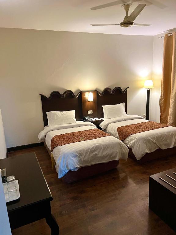 Hunza Darbar Hotel 11