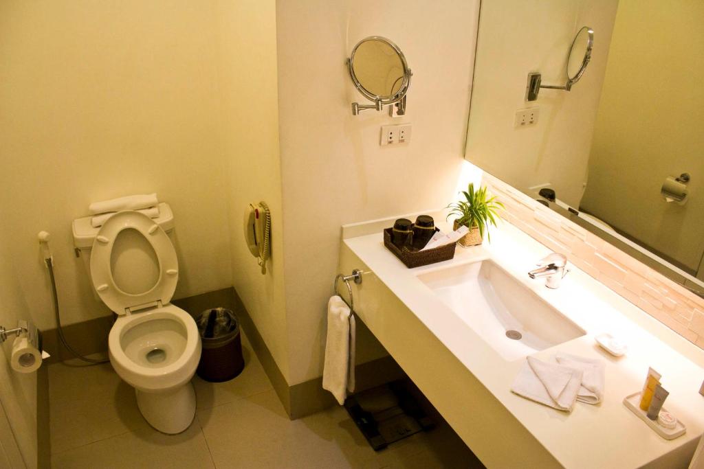 Harolds Hotel 1