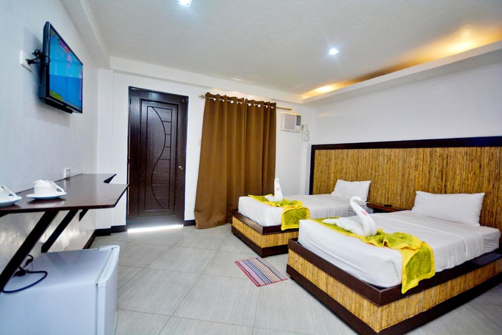 Bamboo Beach Resort 2