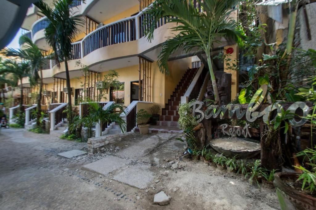 Bamboo Beach Resort 3
