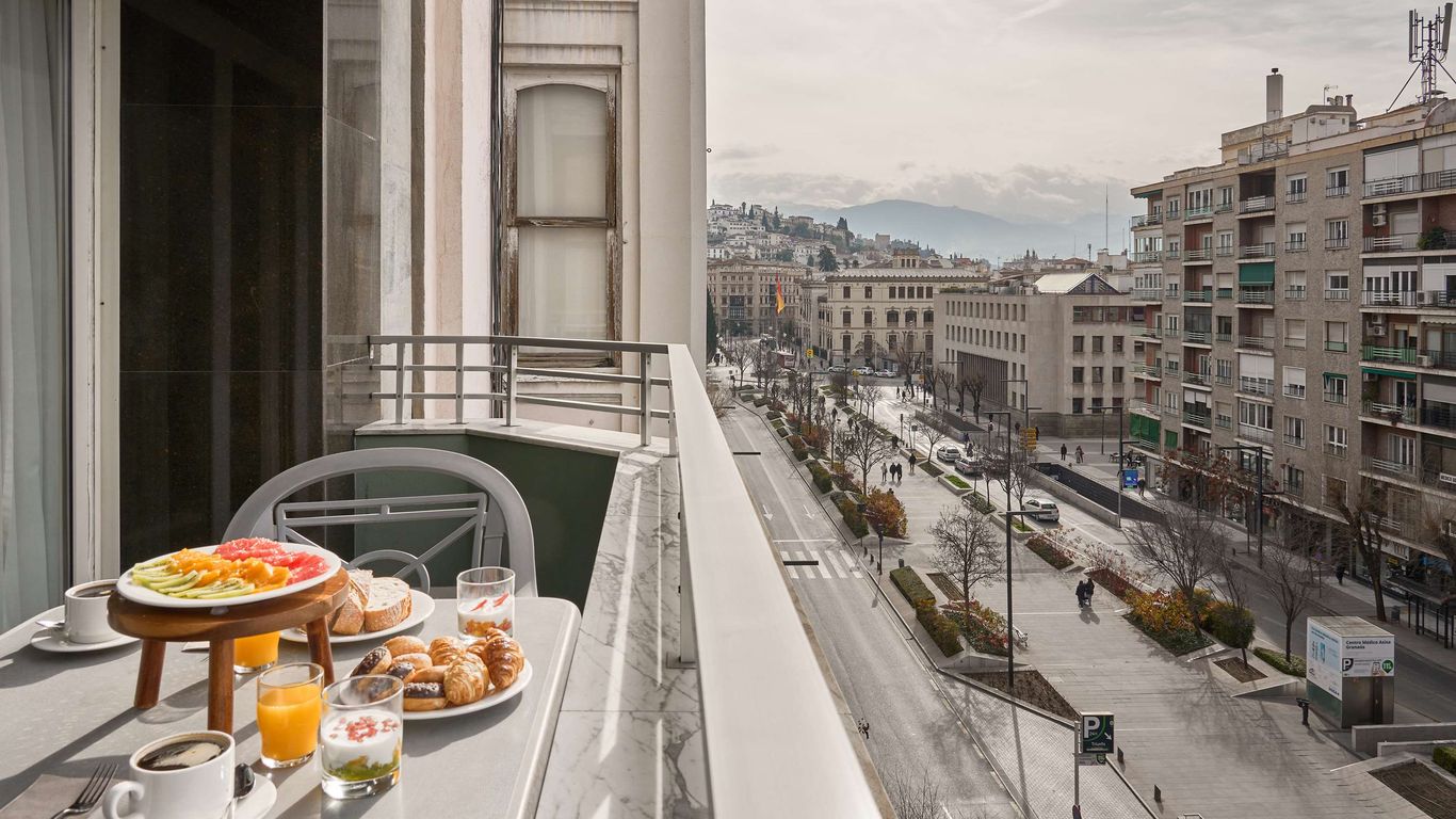 Hotel Macià Condor 8