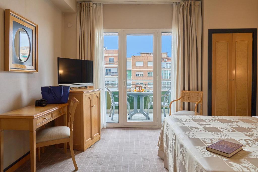 Hotel Macià Condor 7