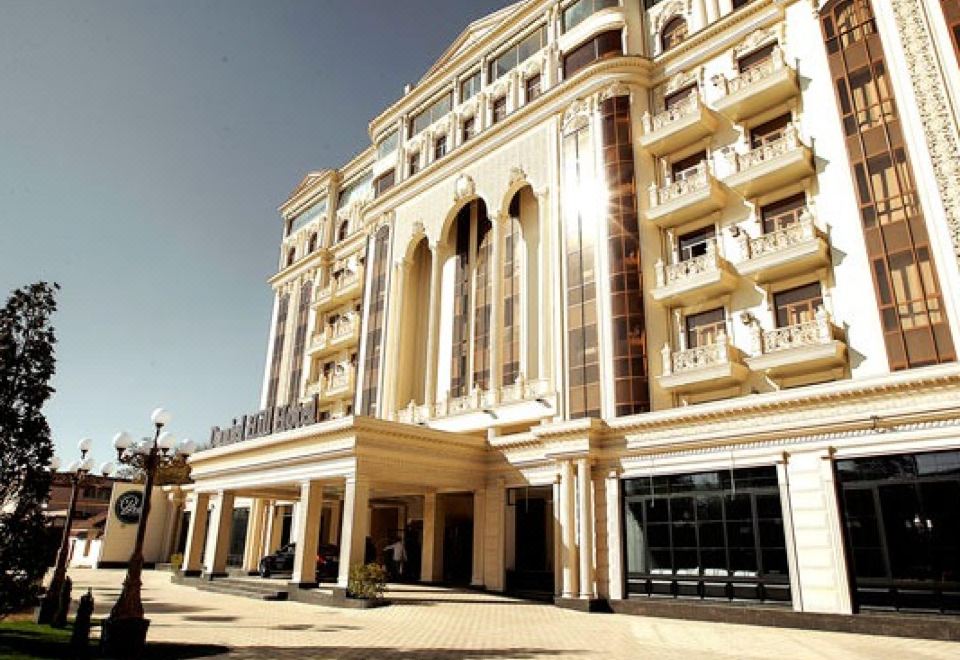 Daniel Hill Hotel 4