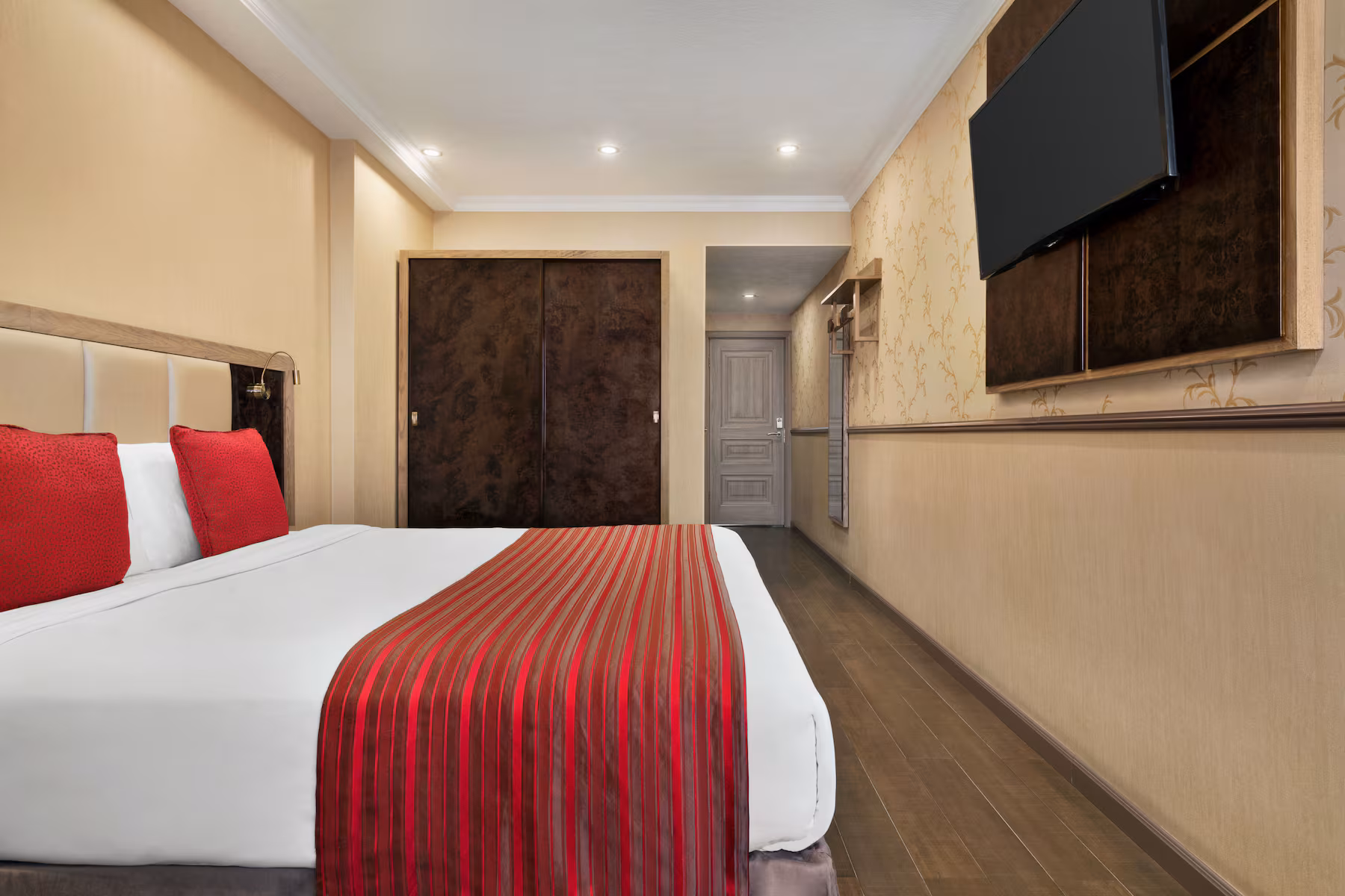 Ramada by Wyndham Bishkek Centre 6