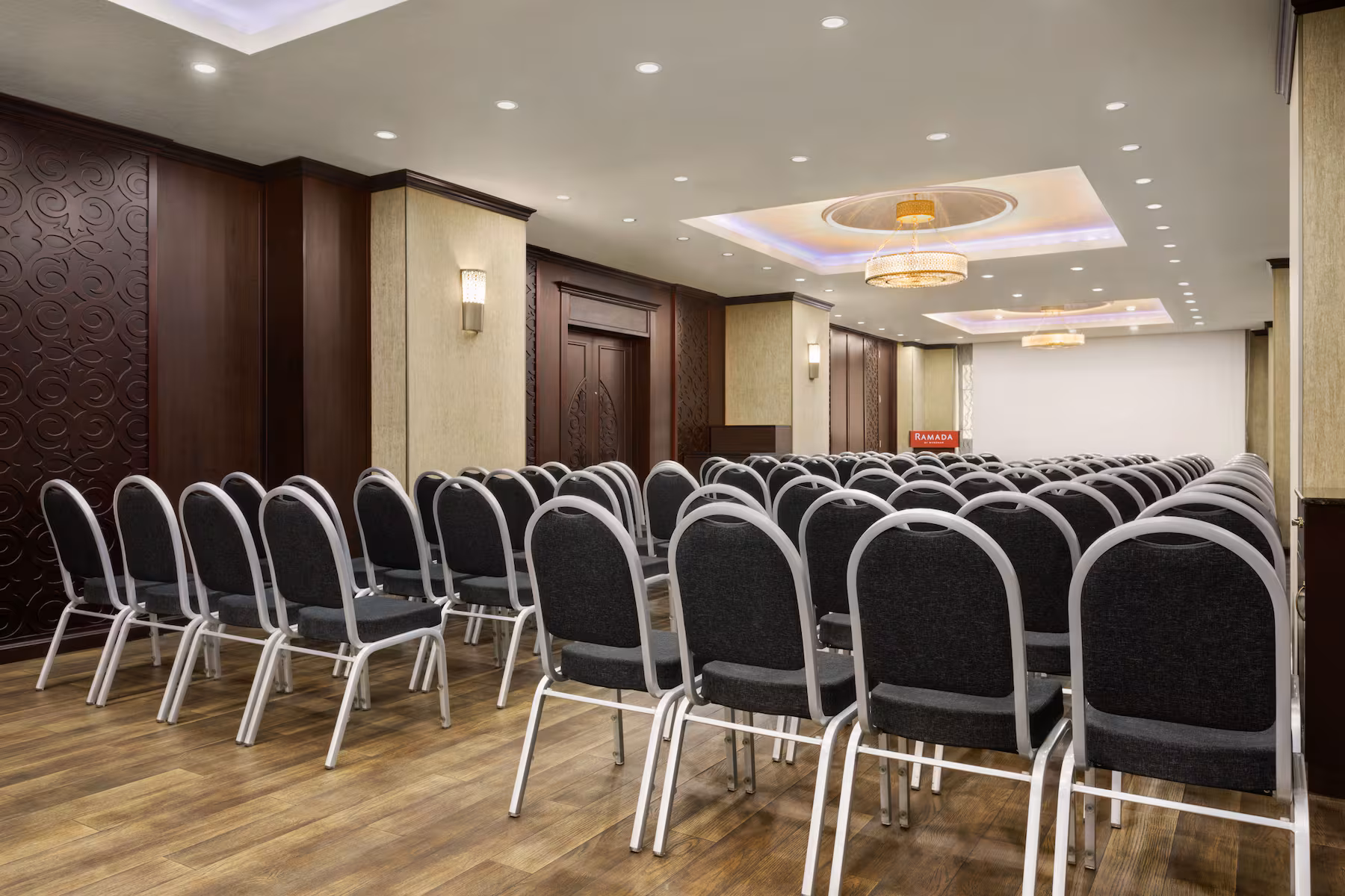 Ramada by Wyndham Bishkek Centre 22