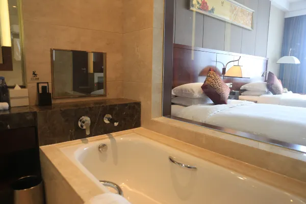 Airport JianGuoYinPu Hotel 30