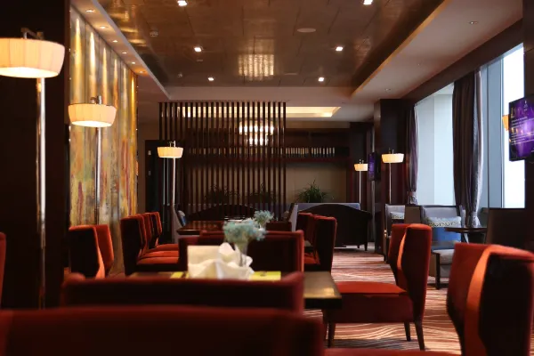 Airport JianGuoYinPu Hotel 56