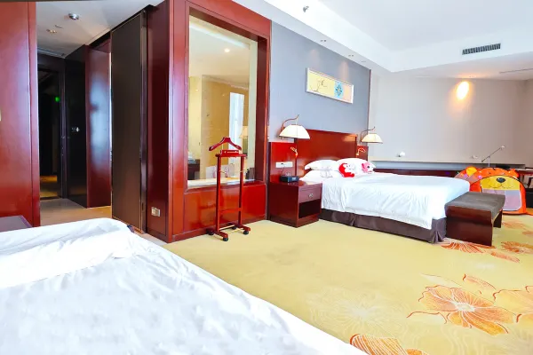 Airport JianGuoYinPu Hotel 37