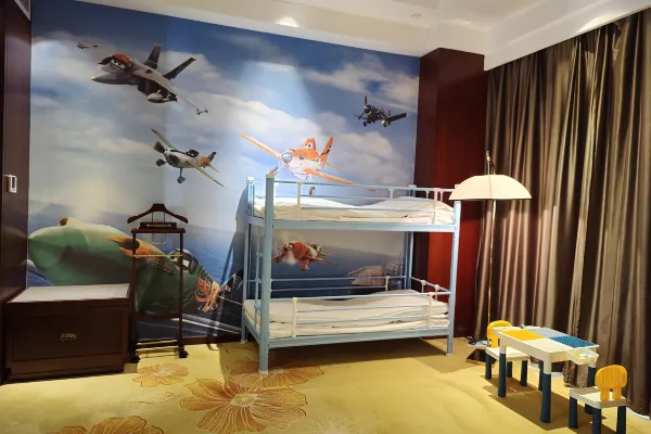 Airport JianGuoYinPu Hotel 33