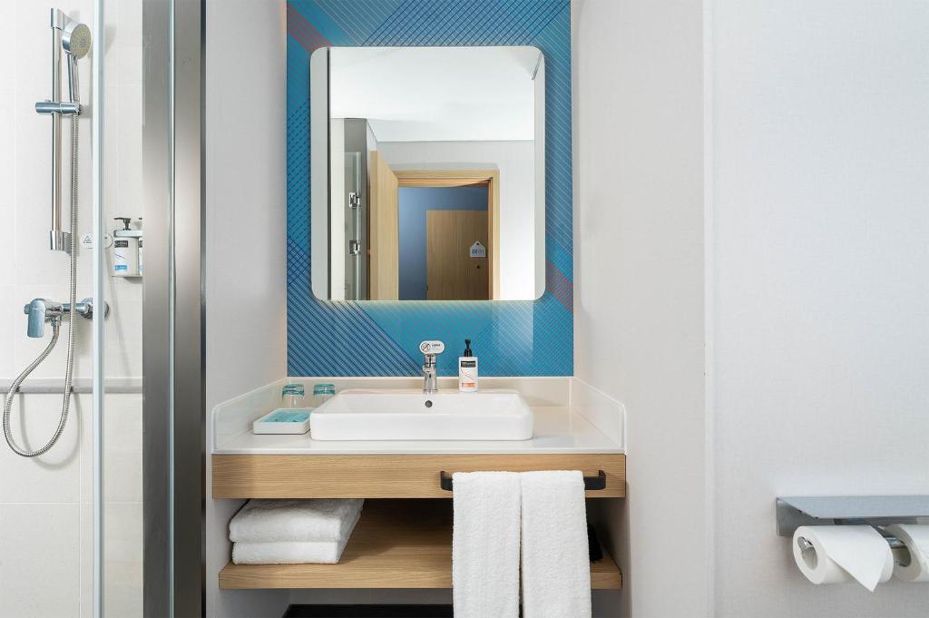 Holiday Inn Express Daxing Hotel 4