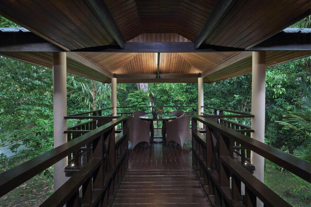Mulu Marriott Resort & Spa 9