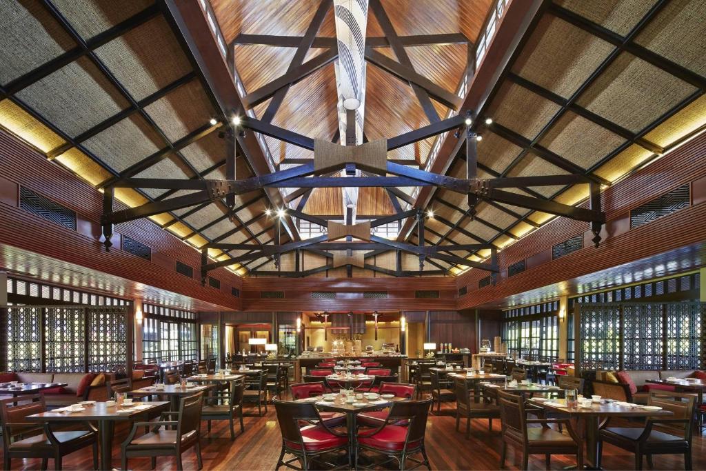Mulu Marriott Resort & Spa 15
