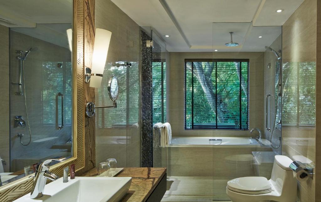 Mulu Marriott Resort & Spa 1