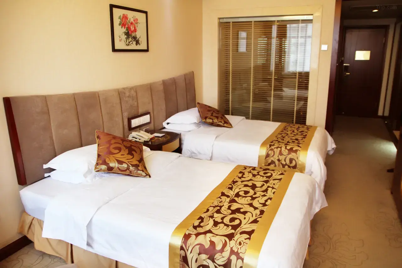 Gansu International Hotel 1