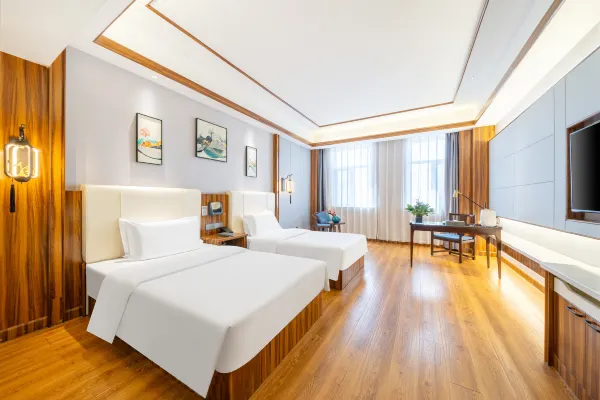 Yuandong Hualun Hotel 1