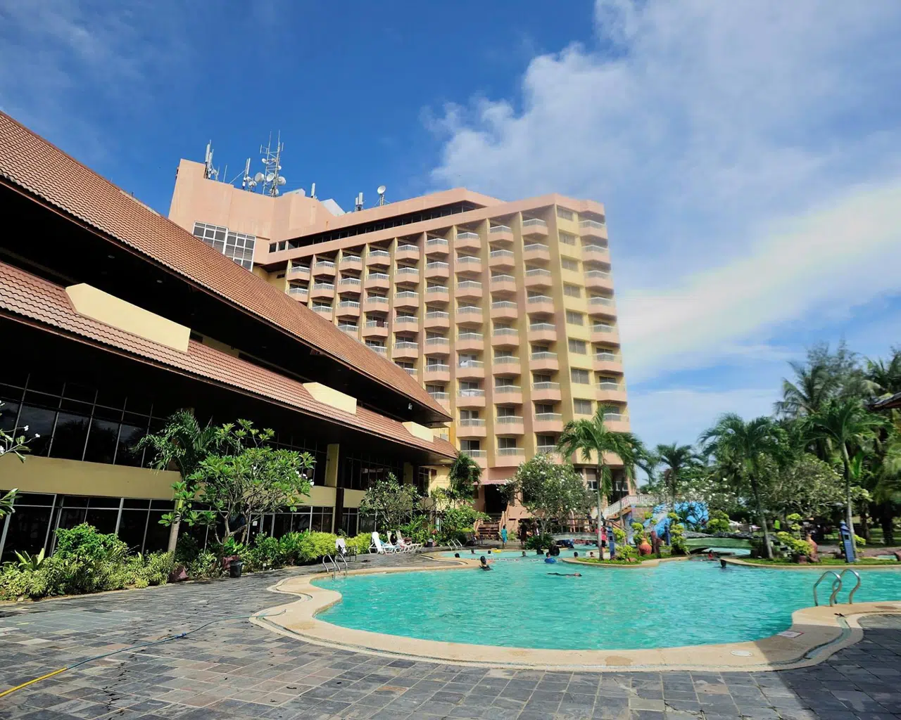 Primula Beach Hotel 1