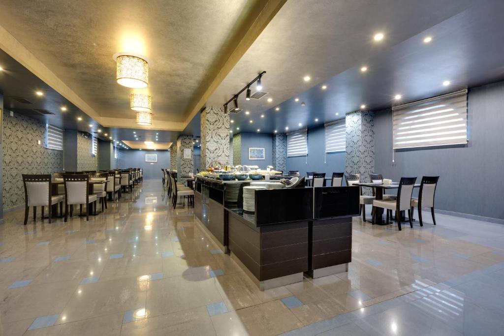 Hotel Astoria 4