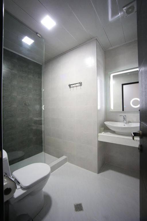 West Tower Hotel 3