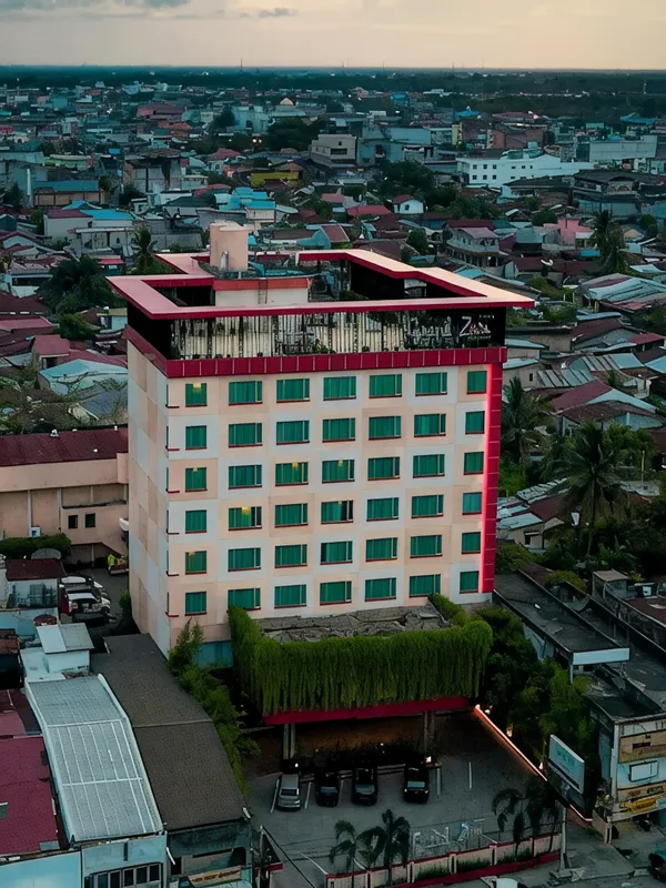 Grand Zuri Dumai 1