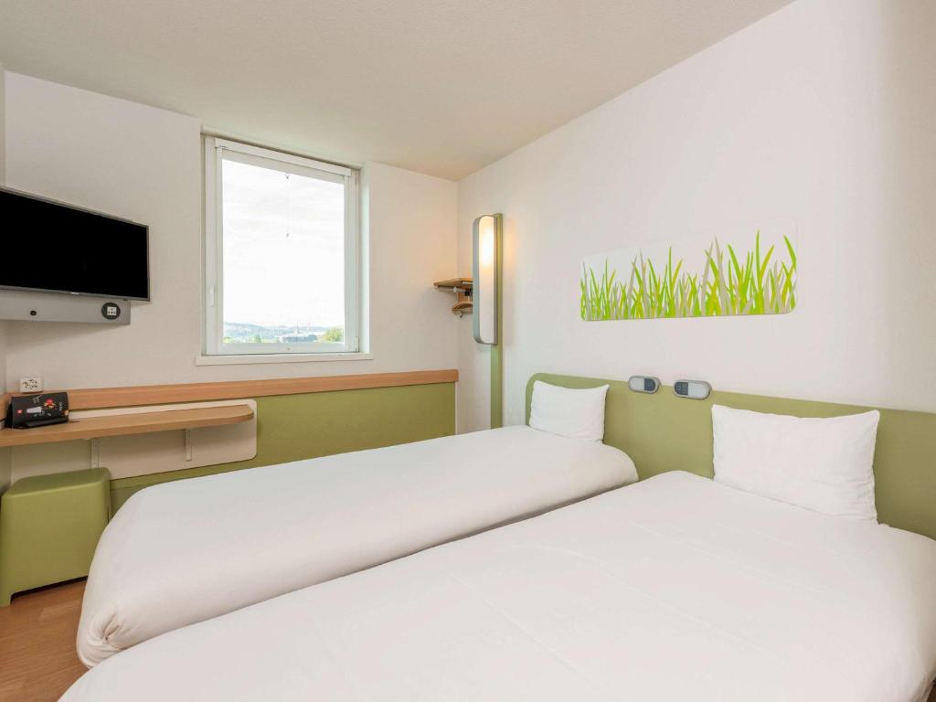 ibis budget  1
