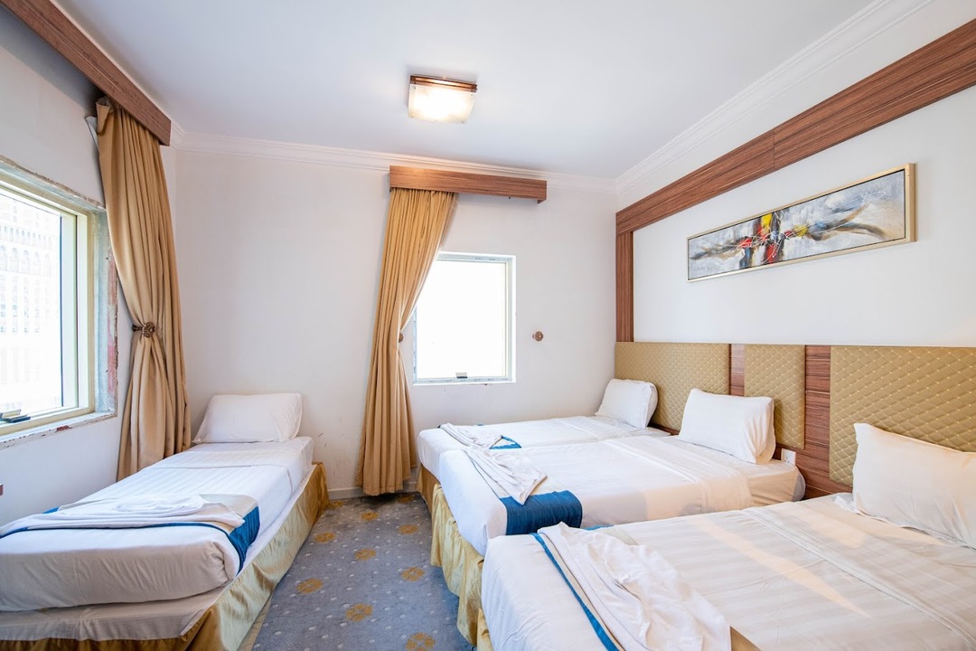 Al-Olayan Al-Haram Hotel / Setarafnya (350 Meter) 1