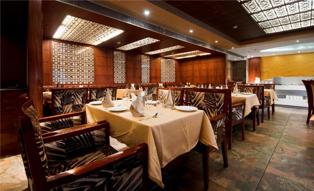 Regent Grand Hotel 6