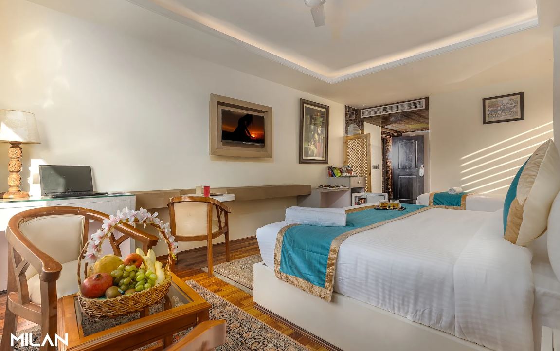 Milan Hotel  1