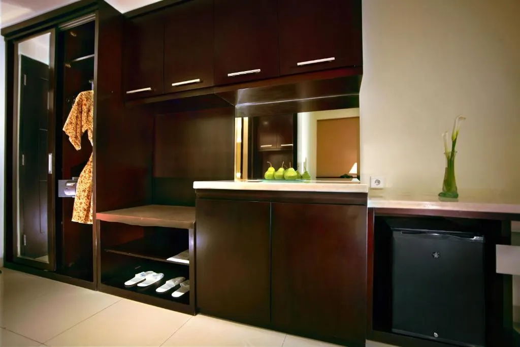 ASTON Kuta Hotel and Residence 3