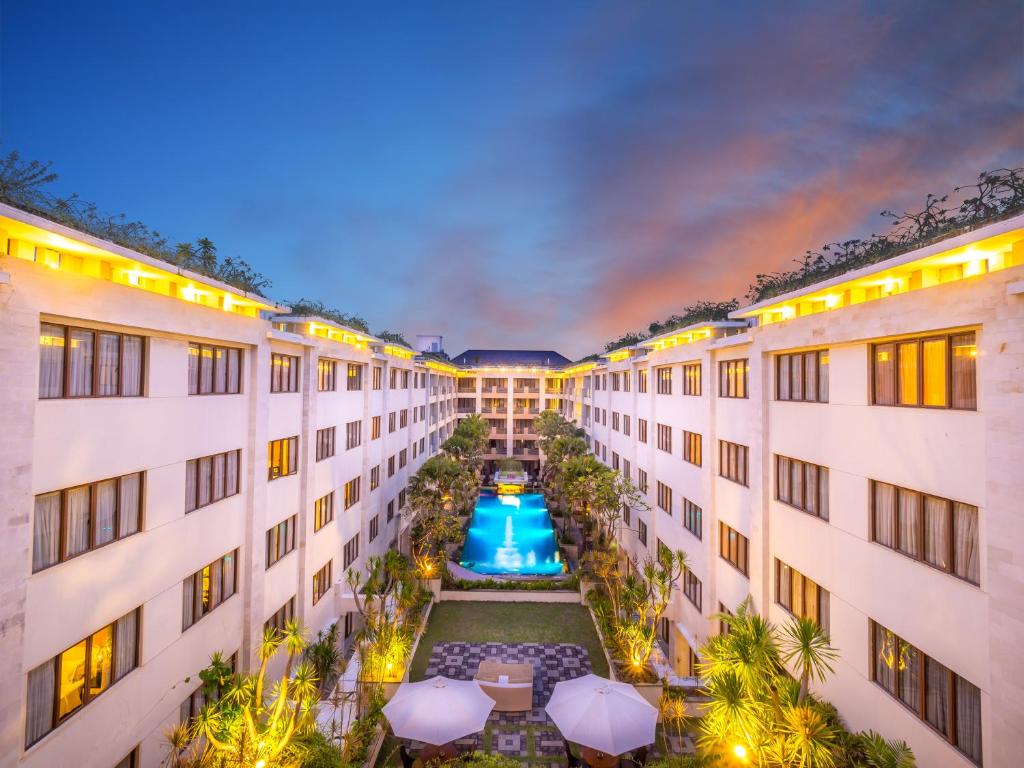 ASTON Kuta Hotel and Residence 5