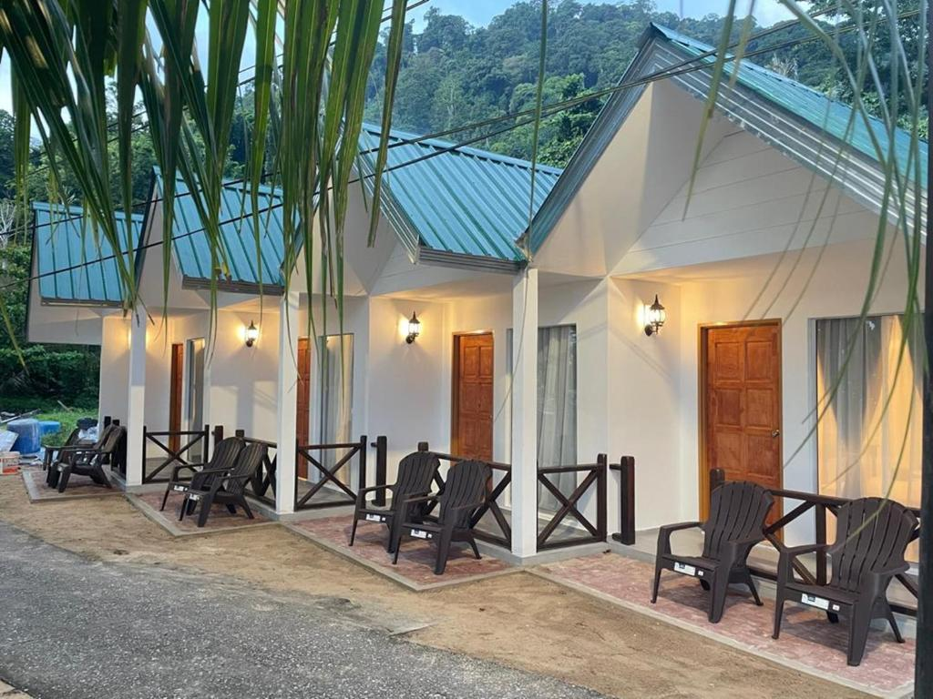 Dumba Bay  5