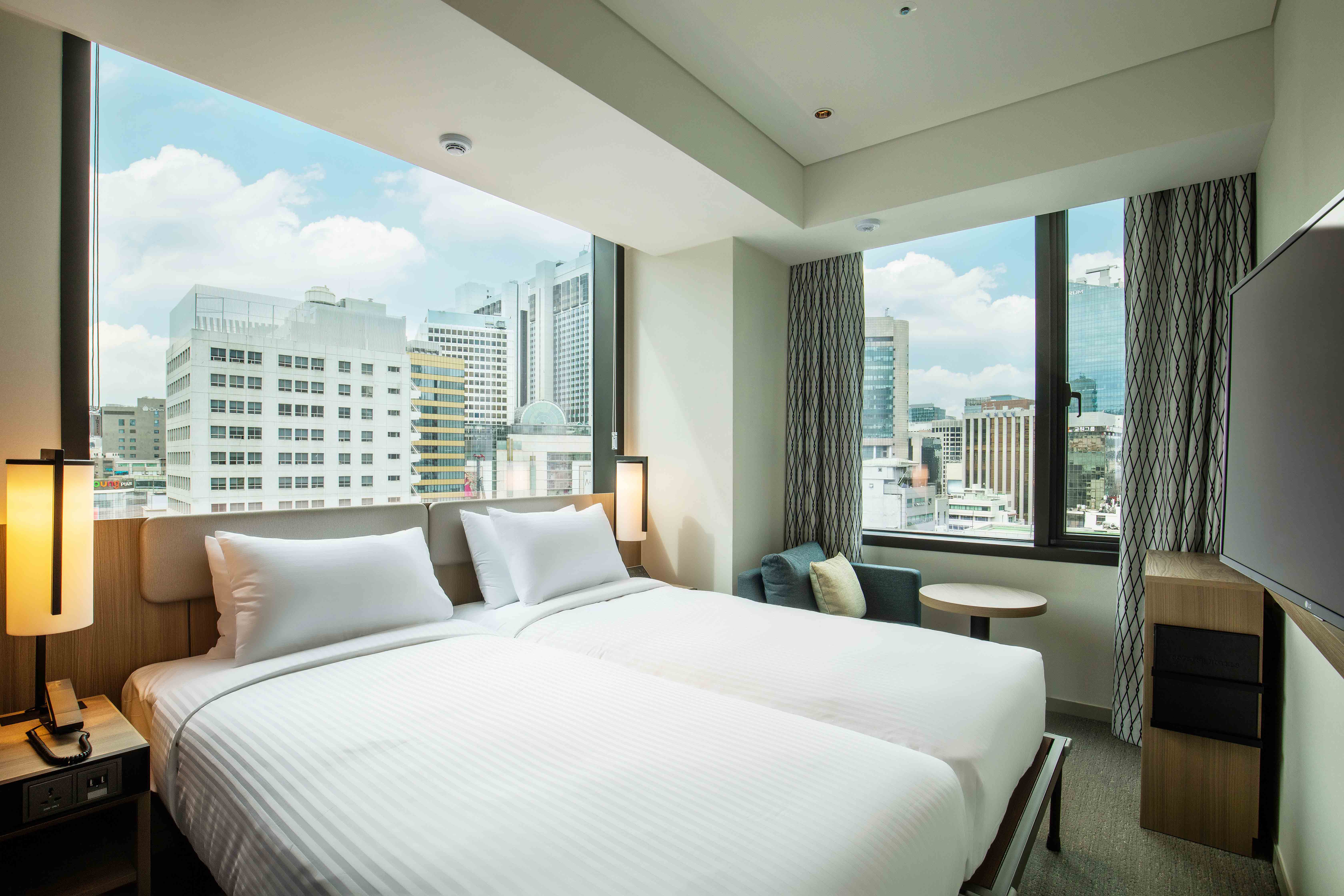 Sotetsu Fresa Inn 1