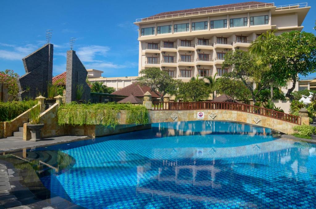 Lombok Raya Hotel 3