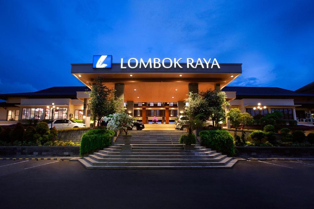 Lombok Raya Hotel 7