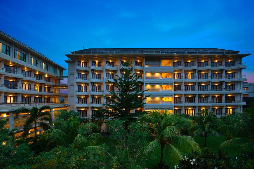 Lombok Raya Hotel 5