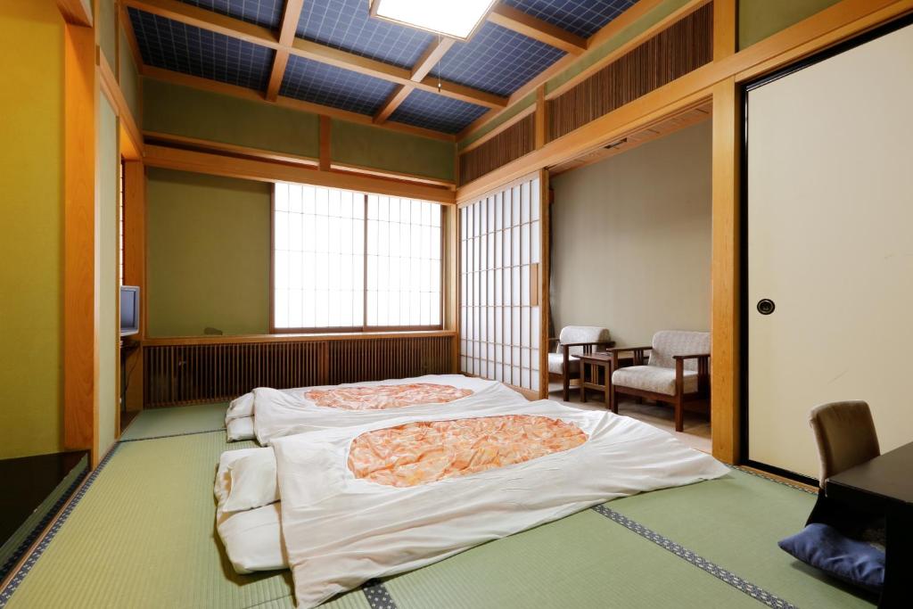 Okada Ryokan Warakutei 1