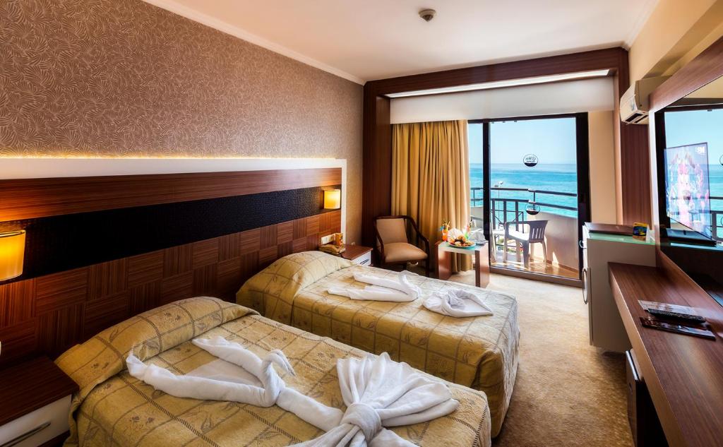 Derici Hotel  1