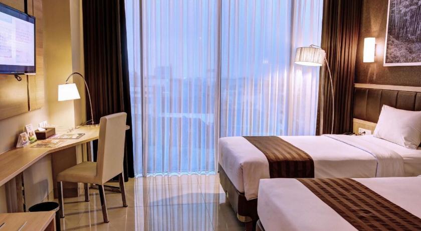 Pasar Baru Square Hotel 1