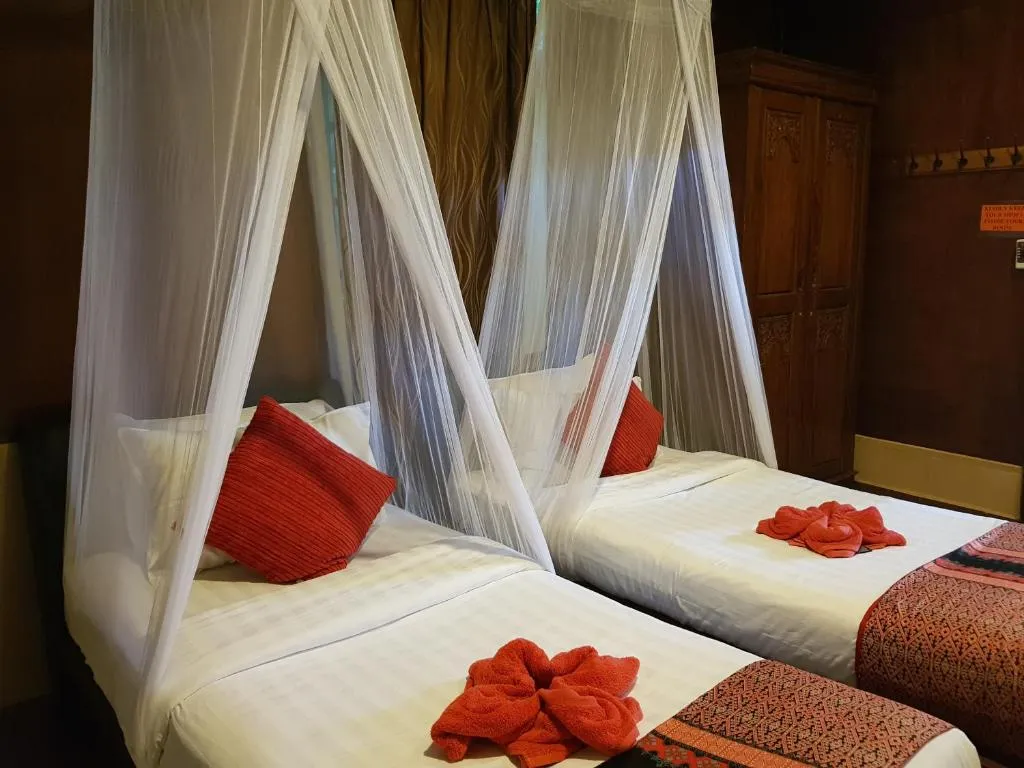 Ombak dive resort - DELUXE AIRCOND 1