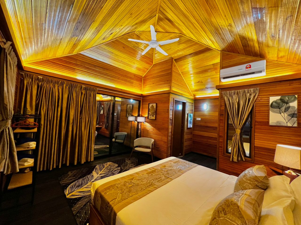 Sunrise Villa, Sky Water Villas 1