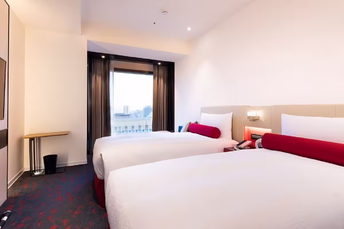 Caesar Metro Hotel 1